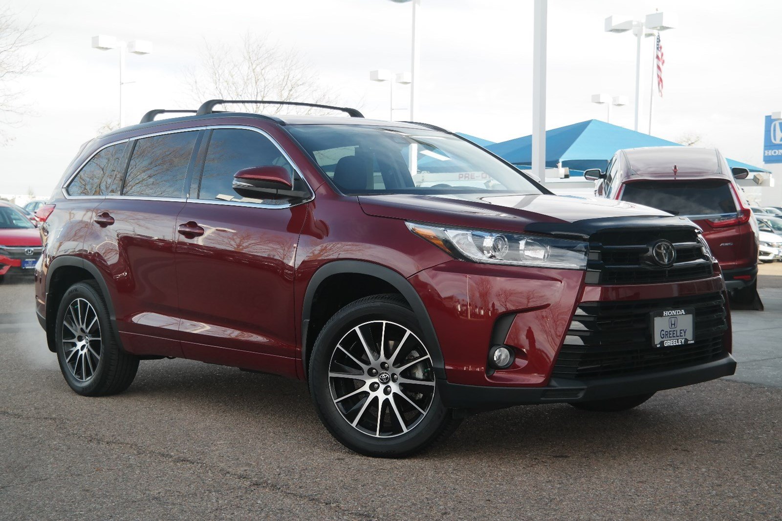 PreOwned 2017 Toyota Highlander SE Sport Utility in